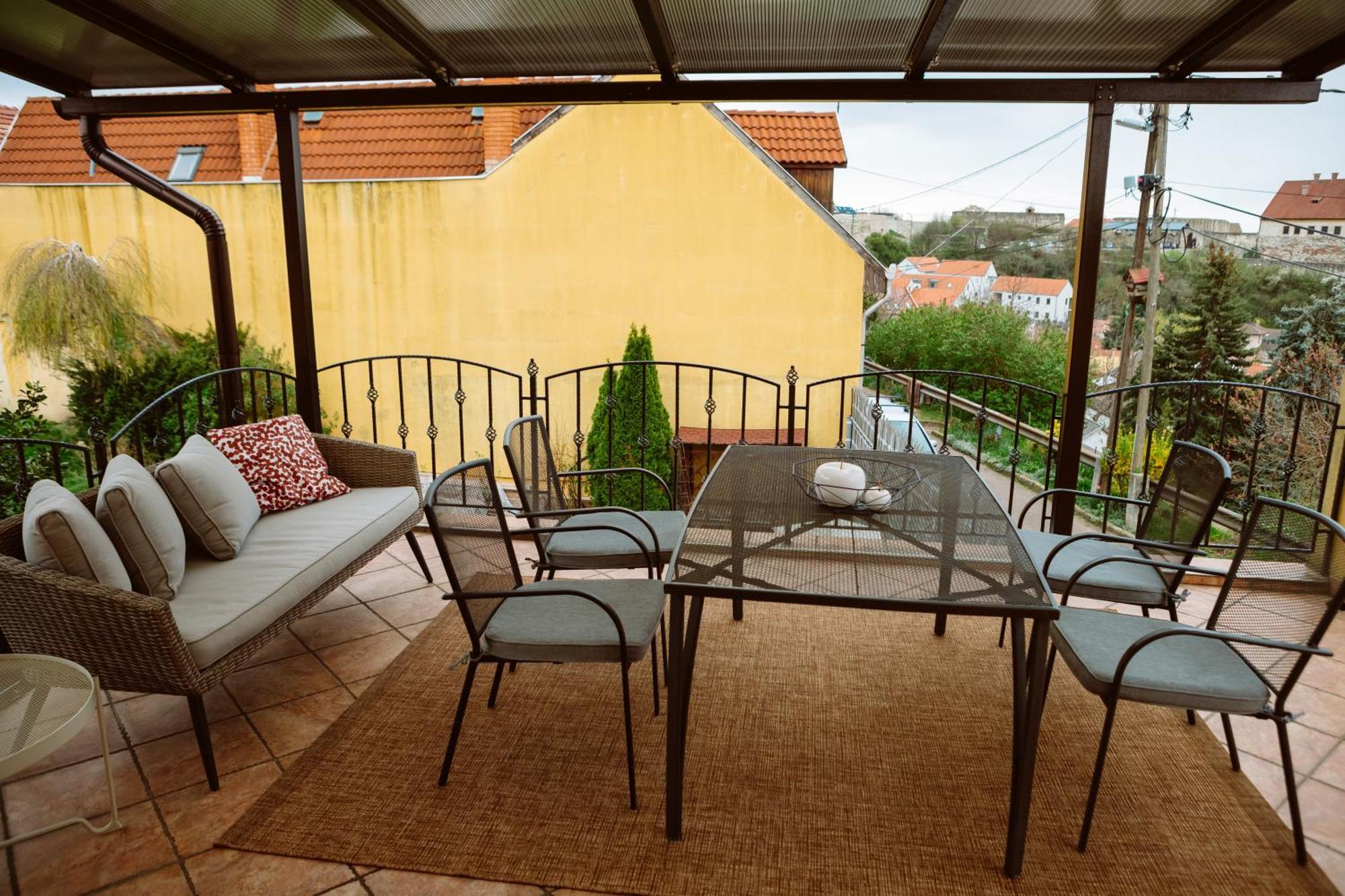 Kiralyszeke Apartman Eger Exterior photo